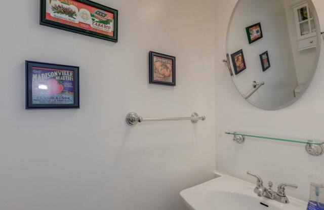 1309 F St Ne Gallery 4