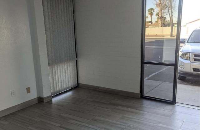 6221 N 35TH Avenue Gallery 2