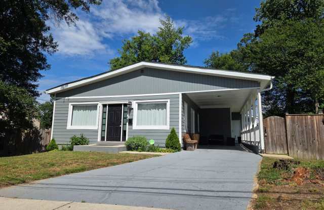Spacious 4 BR/2 BA Single-Family Home in College Park! photos photos