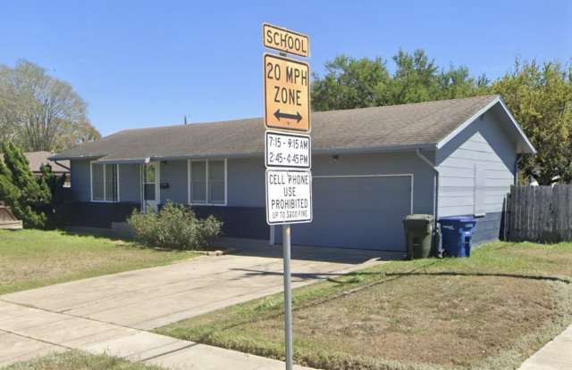 1049 Driftwood Place Gallery 2