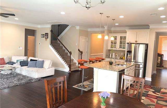 1427 Coffeetree Drive NW Gallery 3