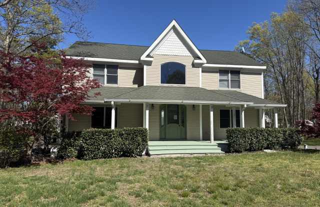 605 Farrelly Avenue photos photos