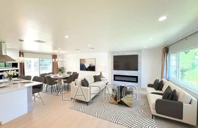 10839 Fellows Avenue Gallery 4