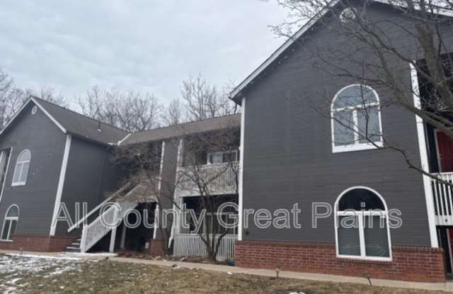 5206 Foster Street #202 Gallery 1