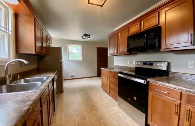 729 S West Ave - 729 South West Avenue, Sioux Falls, SD 57104