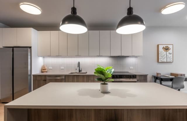 1706 Sherman photos photos