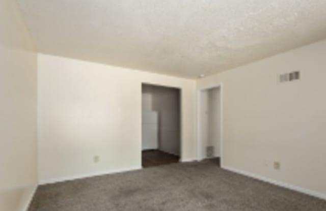 409 W 87th Pl Gallery 4