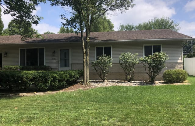 3585 Culbertson Avenue - 3585 Culbertson Avenue, Rochester Hills, MI 48307