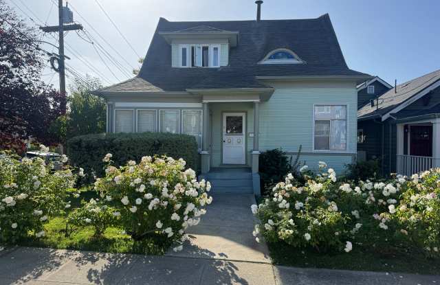 4288 Howe St photos photos 4288 Howe St photos photos