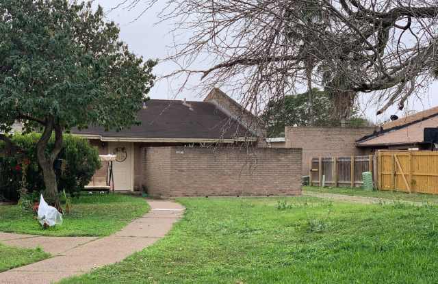 1006 Fairway Dr. photos photos