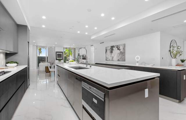 495 E Royal Palm Road Gallery 4