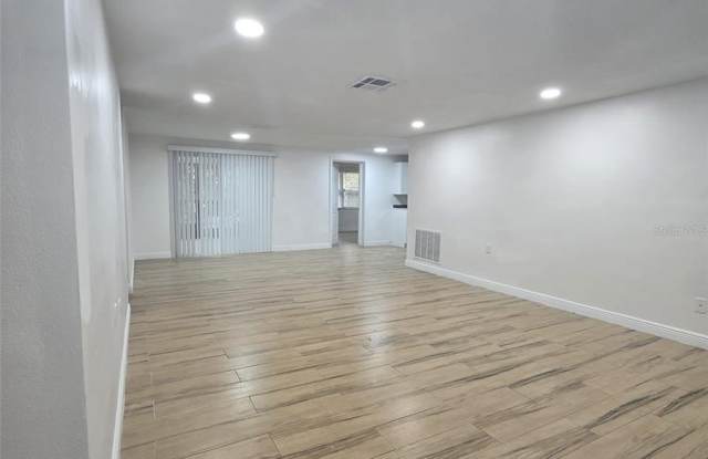 5811 APPLETREE Road Gallery 3