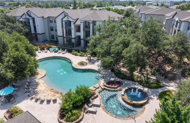 Lakeline Villas Gallery 2