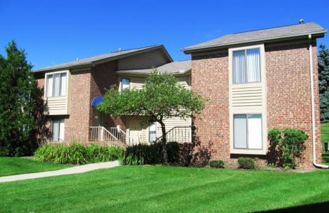 2715 Greenstone Blvd Apt 1311 - 2715 Greenstone Boulevard, Auburn Hills, MI 48326