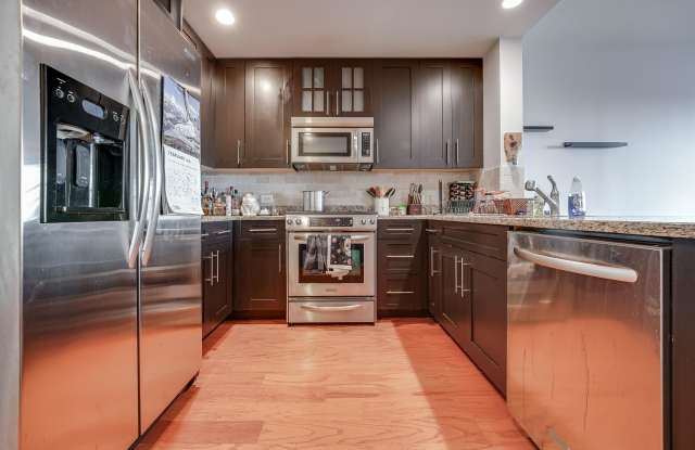 1125 MAXWELL LANE photos photos