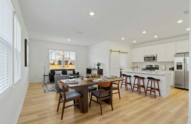 Wynne Farms Townhomes for Rent photos photos