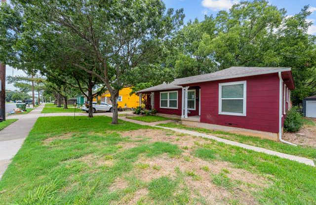 1109 S Davis Drive - 1109 South Davis Drive, Arlington, TX 76013