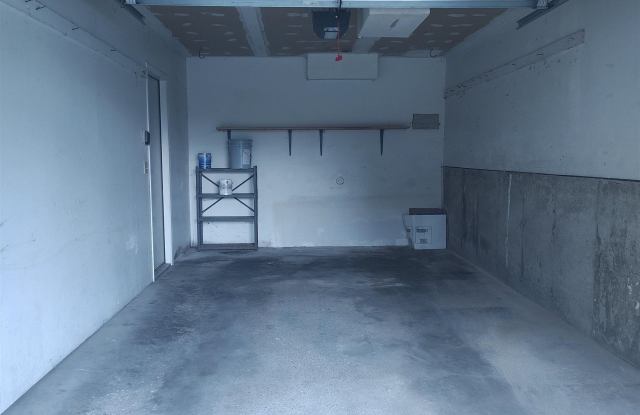 701 Iroquois Court Gallery 4