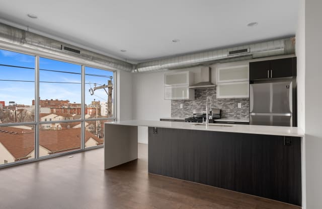 634 West Jefferson Street - 2 photos photos 634 West Jefferson Street - 2 photos photos