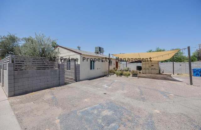 4001 North 15th Avenue photos photos