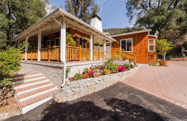 10290 Seabury Lane - 10290 Seabury Lane, Los Angeles, CA 90077