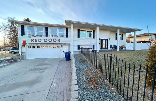 Modern 2 Bed / 1 Bath Duplex | Prime Great Falls Location | photos photos