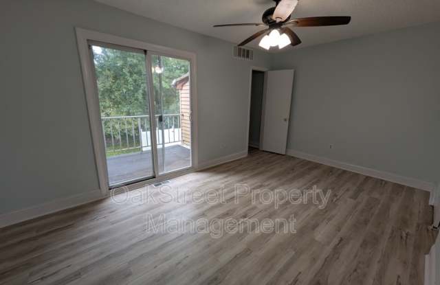 256 La Cascata Drive Gallery 4
