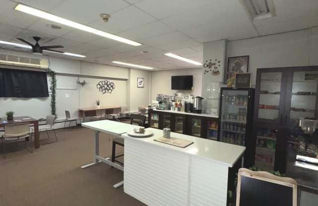 7900 OLD YORK Road Gallery 1