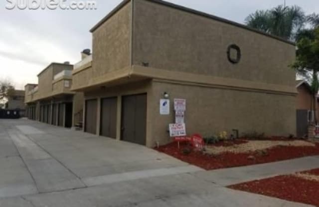 7912-7922 Aldrich Dr. - 7912 Aldrich Dr, Huntington Beach, CA 92647