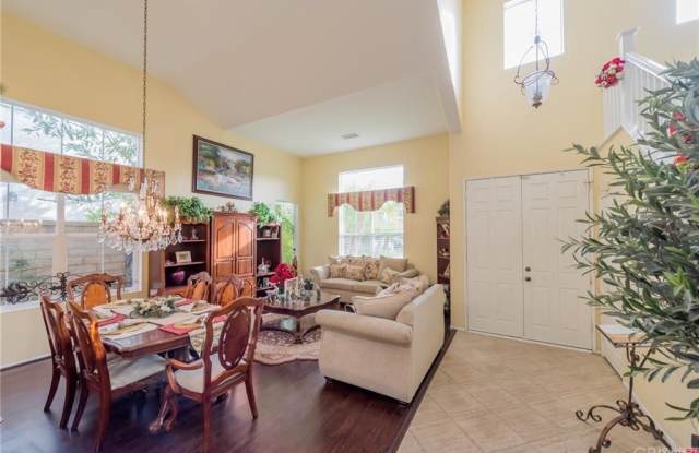 3289 Box Elder Court Gallery 2