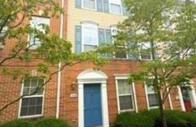 538 RHAPSODY Court Gallery 2