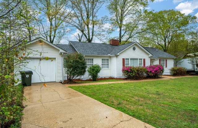 Beautifully Maintained 3/3 Home with Over 1,800 Sq Ft photos photos