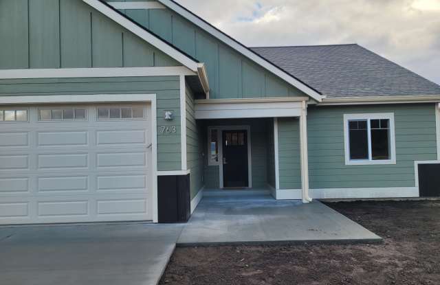 763 Foxglove Dr photos photos