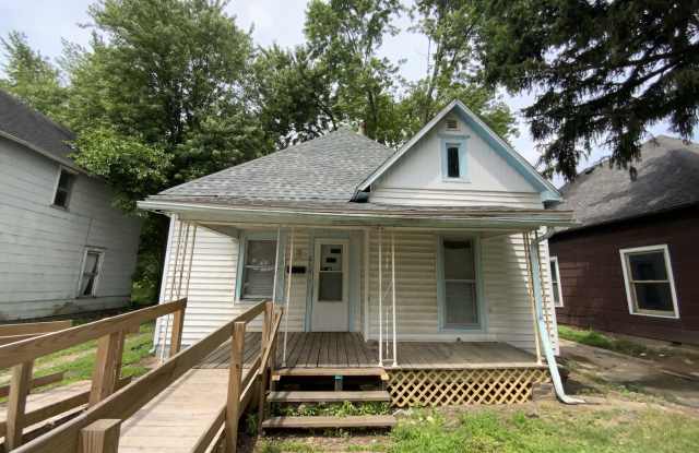 610 Harmon St photos photos