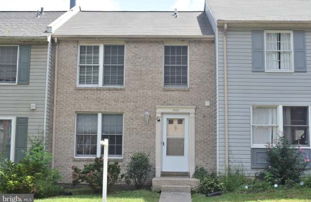 3855 SUNNY BROOK COURT - 3855 Sunny Brook Court, Lake Ridge, VA 22192