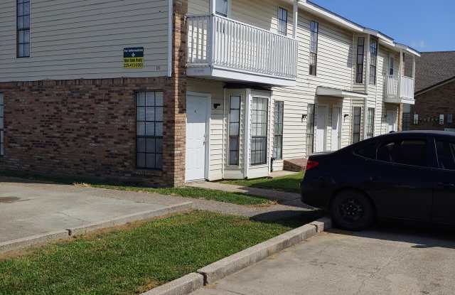 115 Oakridge Ave - B - 115 Oak Ridge Avenue, Donaldsonville, LA 70346