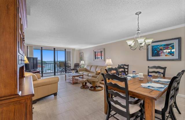 19111 VISTA BAY Drive Gallery 3