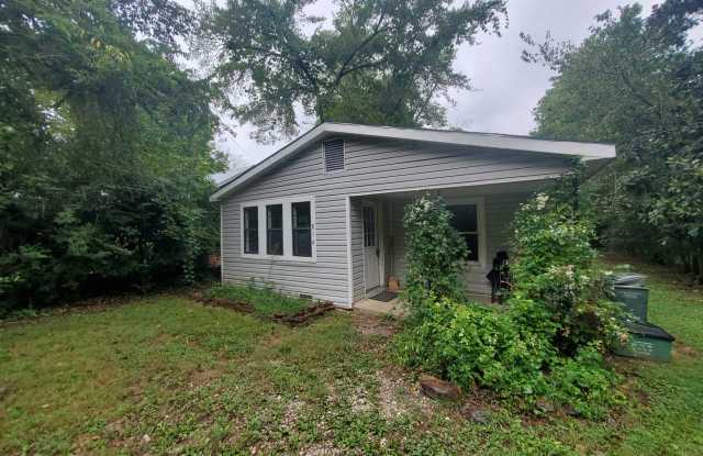 2 bedroom 1 bath close to downtown photos photos