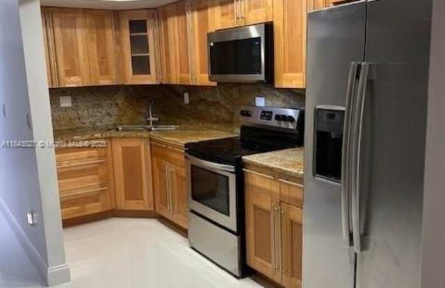 4420 NW 79th Ave photos photos