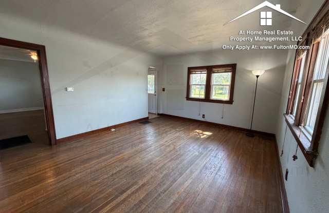 213 East 6th Street Fulton, MO 65251 Gallery 4