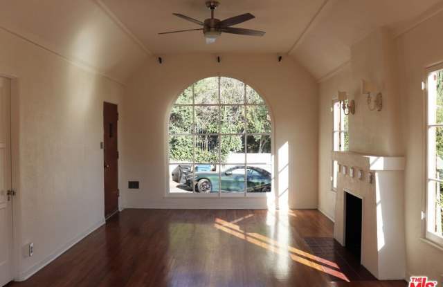 1409 Murray Dr Gallery 2