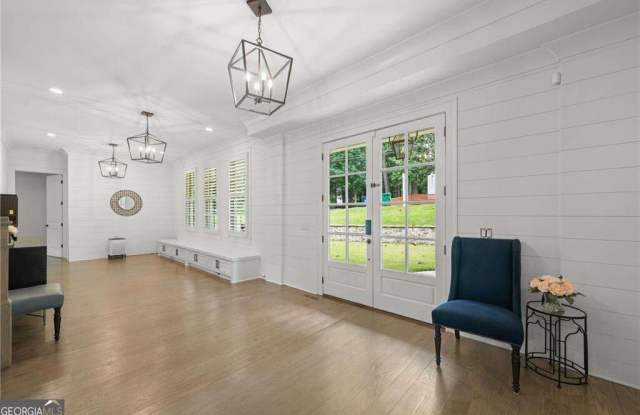 2571 Winding Lane NE Gallery 4