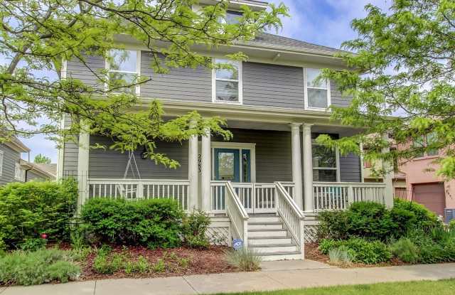 2983 Elmira St Gallery 2