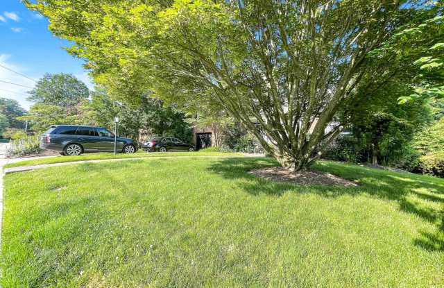 7046 31ST STREET NW Gallery 3