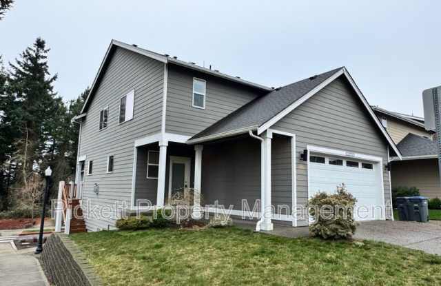 2402 Seringa Ave photos photos