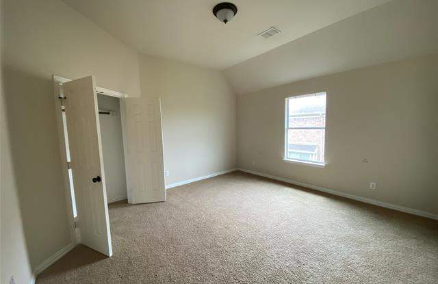 2912 England Parkway Gallery 2