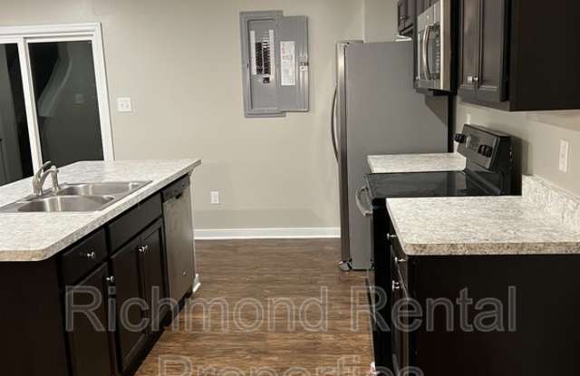 1503 Stonewall Manor Drive Gallery 3