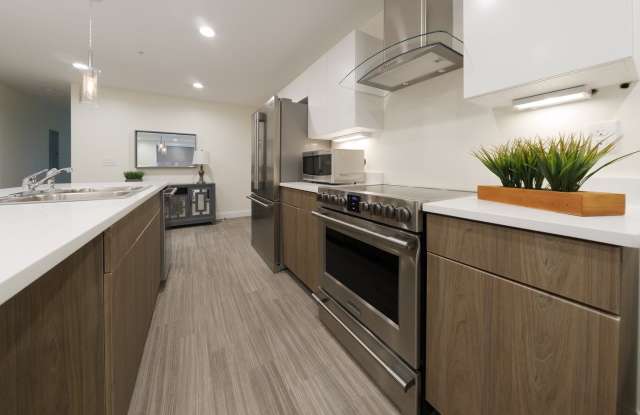 189 Angell Street 2nd fl - 189 South Angell, Providence, RI 02906