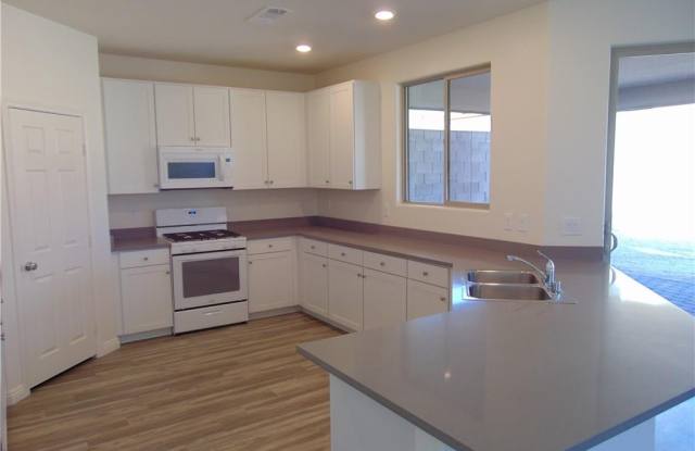 868 Riverlawn Place Gallery 4