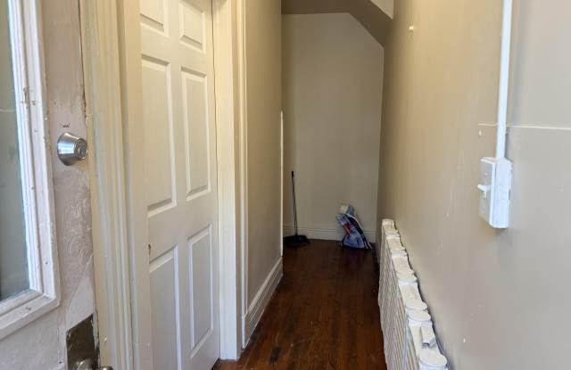 278 Sheridan Avenue Gallery 2